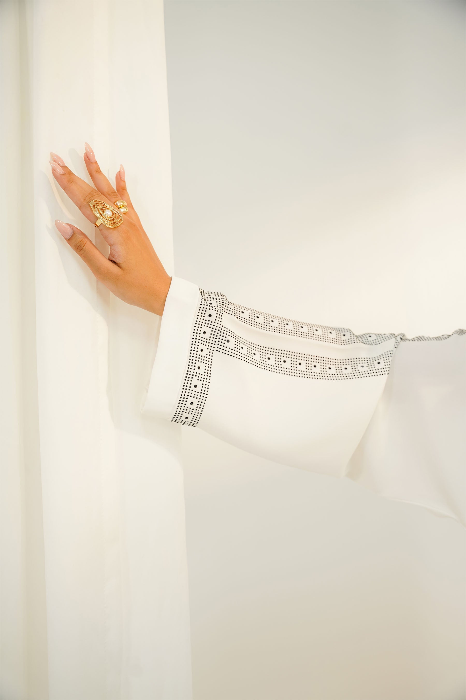 Noor Abaya | Buttoned Up