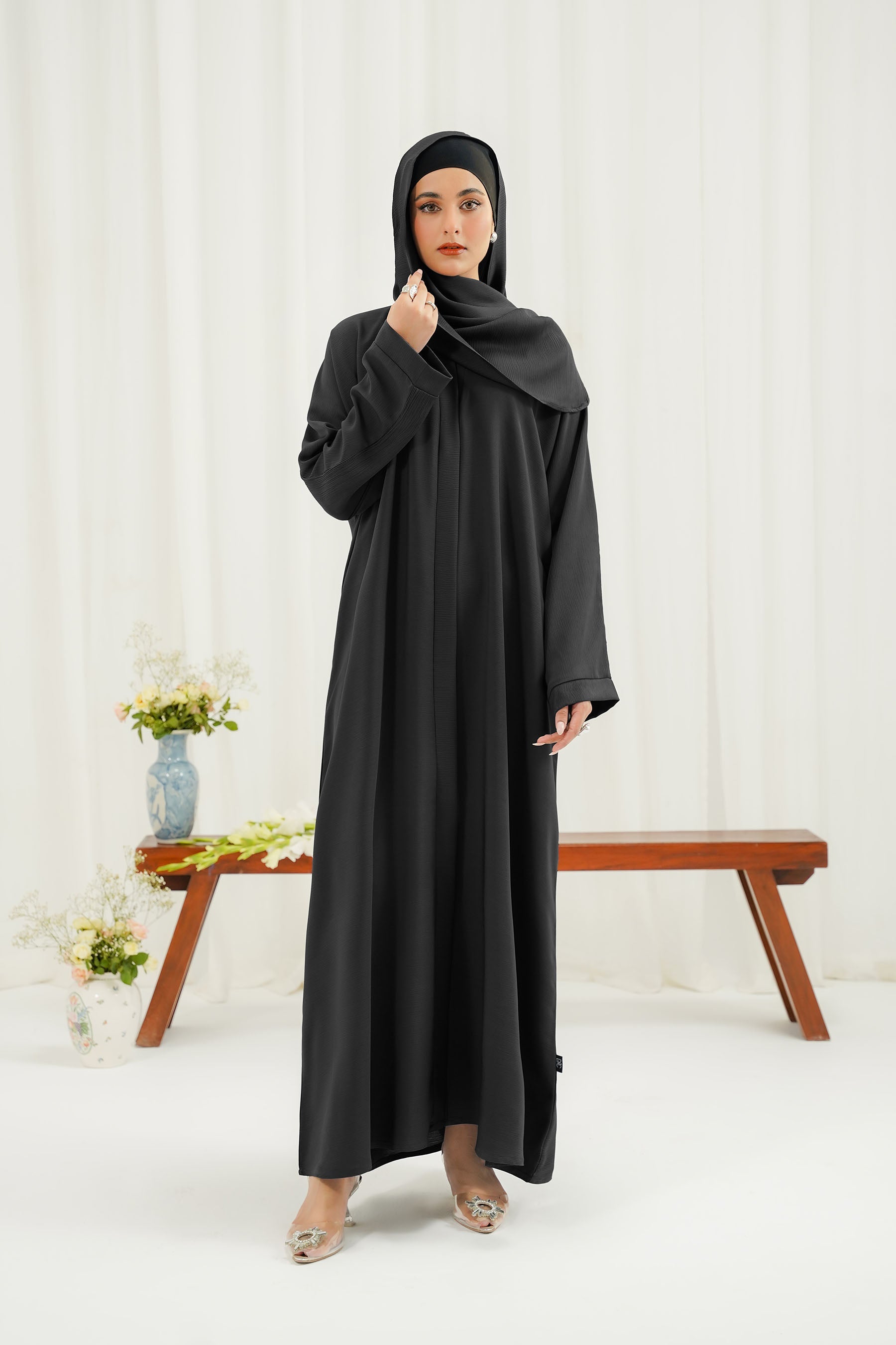 Misk Abaya | Buttoned Up