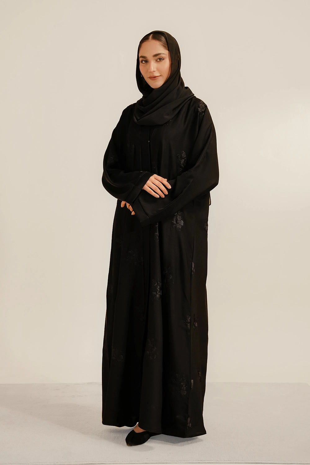 Basic Embroidered Abaya Set | Black