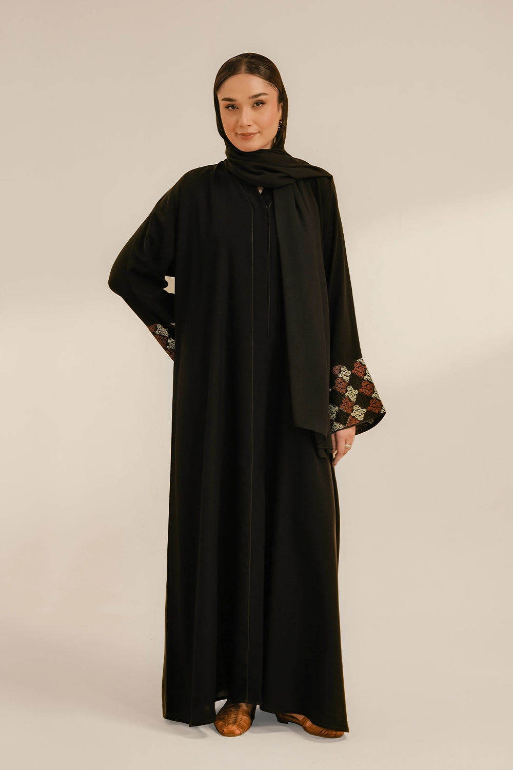 Cuff Embroidered Abaya Set | Black