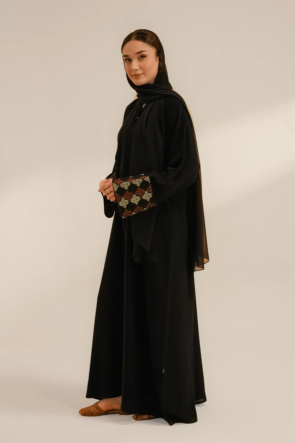 Cuff Embroidered Abaya Set | Black