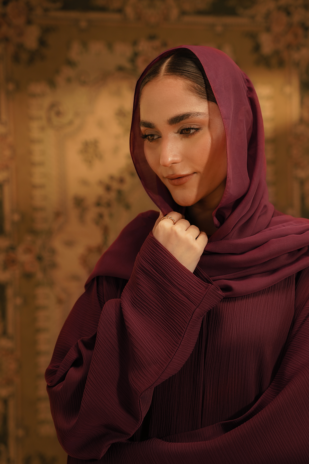 Textured Abaya | Maroon