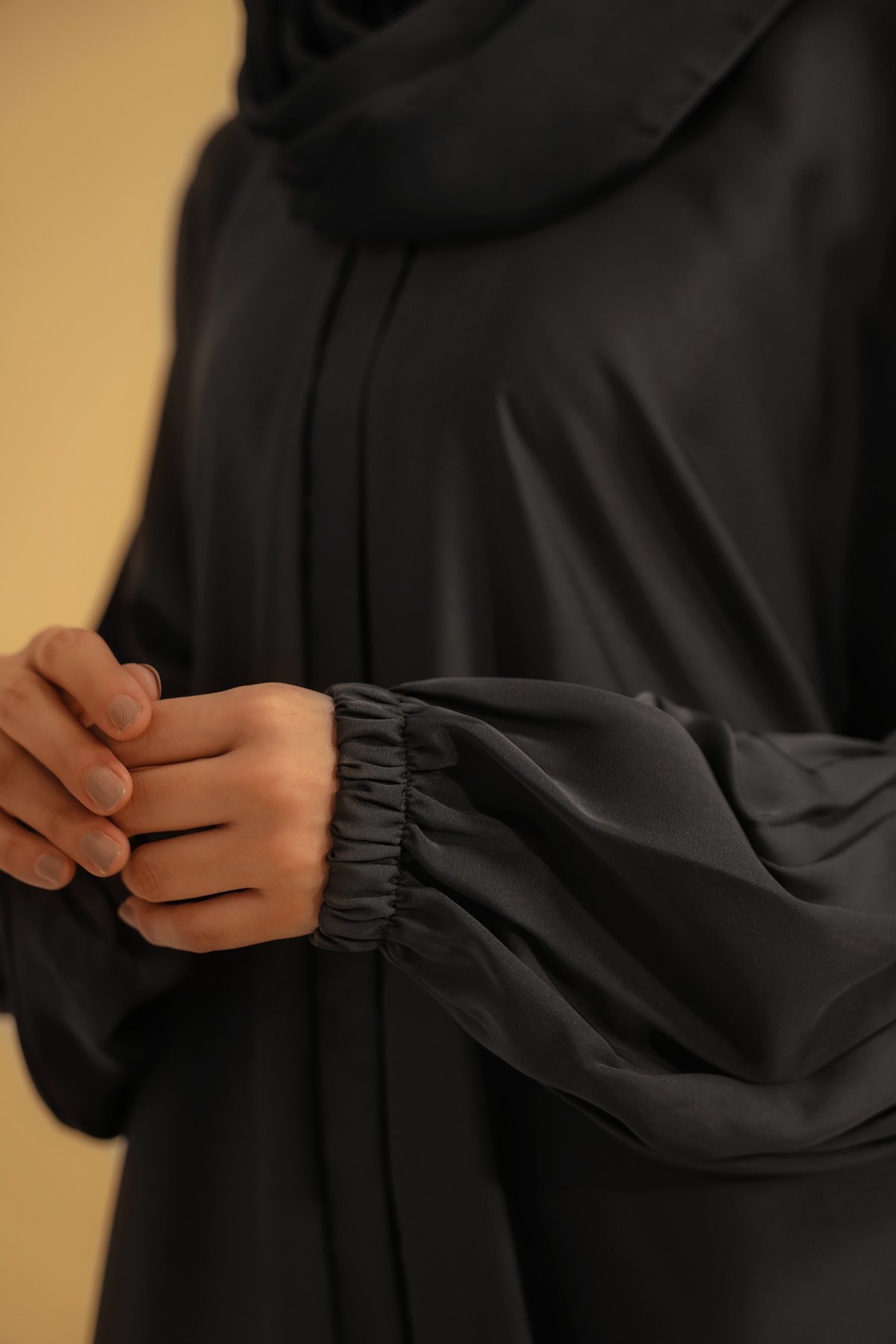 Basic Gathered Sleeves Abaya | Grey