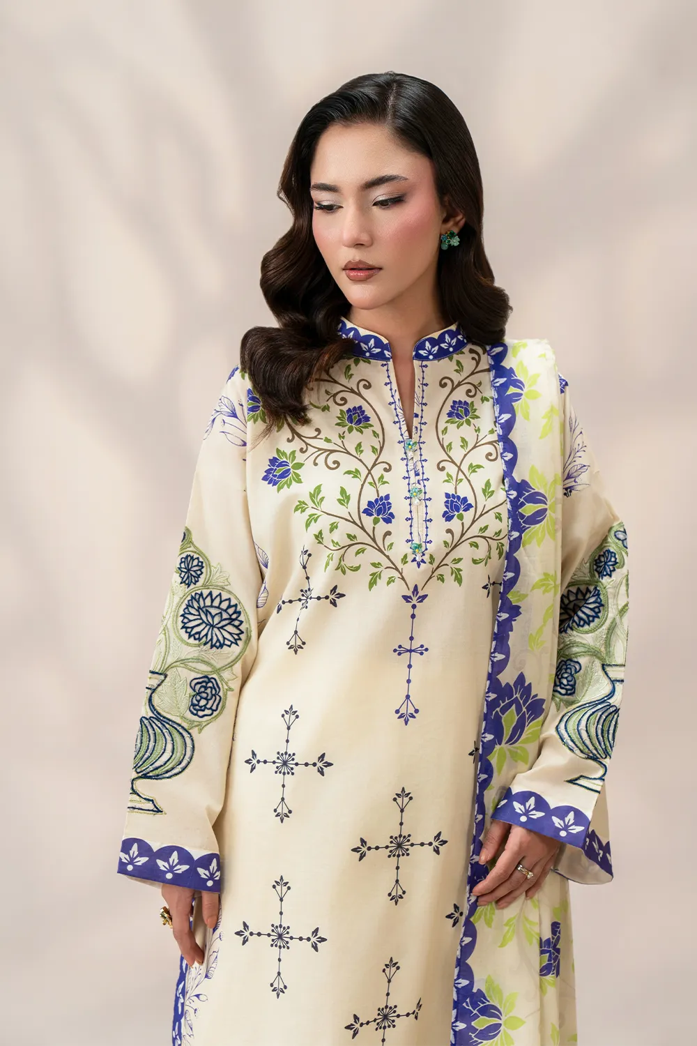 Viola — Ivory & Cobalt Floral 3-Piece Set